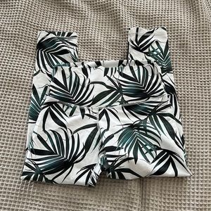 DYI Define Your Inspiration Palm Leaf Crop Legging